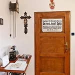 Nostalgie - Minihotel Vendégház Český Krumlov