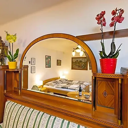 Nostalgie - Minihotel Vendégház Český Krumlov