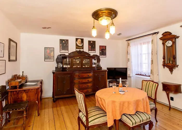 Maison d'hôtes Nostalgie - Minihotel 3*